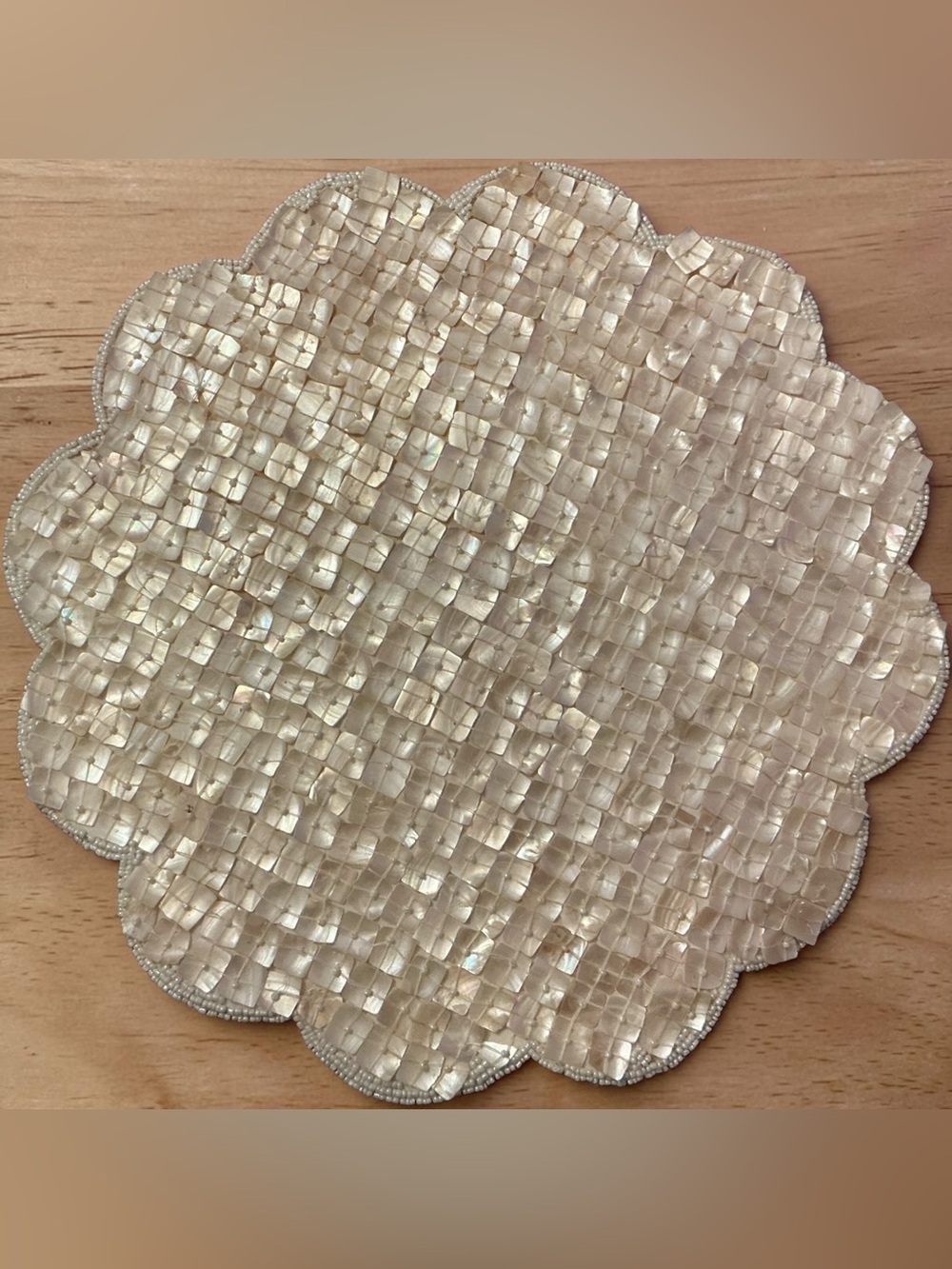 Beautiful Vintage Mother Of Pearl Leila’s Linens Set Of 4 Placemats